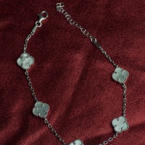 Clover Pearl Bracelet - Mother of Pearl Four Leaf Clover Silver